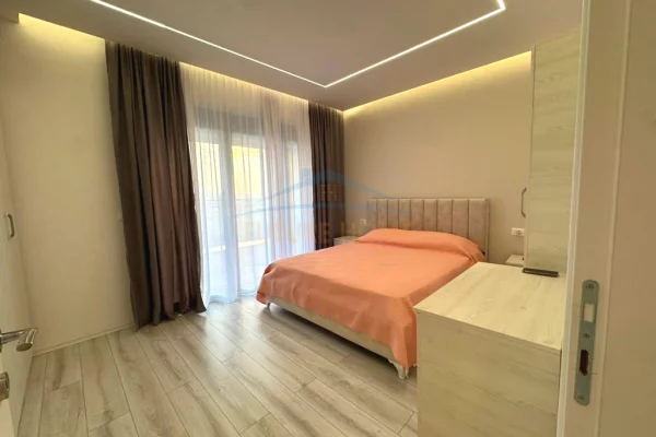 Shtepi me qera Apartament ne Tirane, 1+1, Mobilimi E mobiluar, Pagesa 600  Euro.