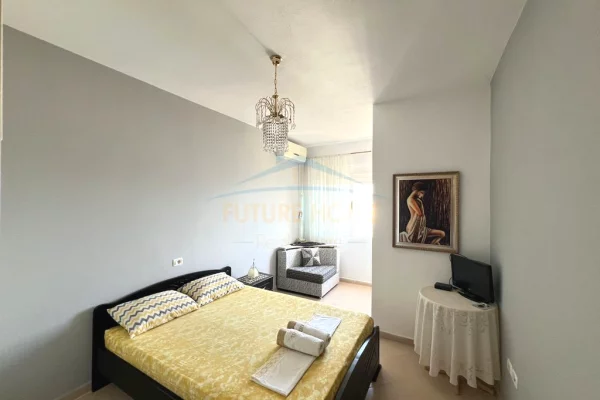 Shtepi ne shitje Apartament ne Sarande, 3+1, Mobilimi E mobiluar, Pagesa 290,000  Euro.