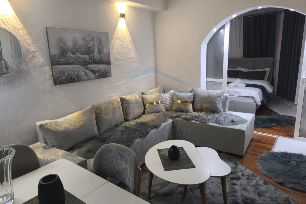 Shtepi me qera Apartament ne Tirane, 2+1, Mobilimi E mobiluar, Pagesa 70,000  Leke.