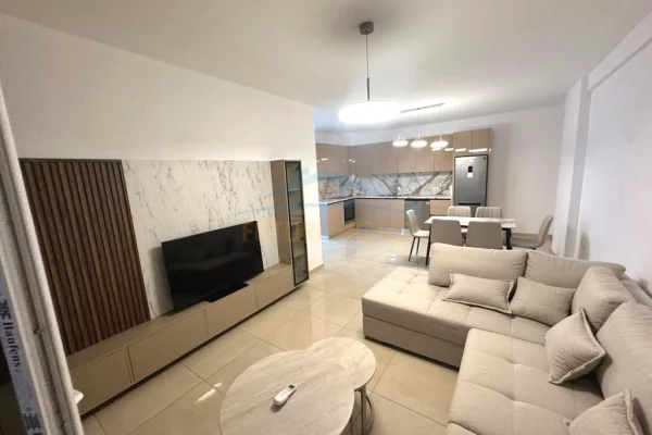 Qera, Apartament 2+1, Shkolla e Bashkuar, Rruga e Dibrës
