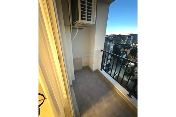 Shtepi me qera Apartament ne Tirane, 2+1, Mobilimi E mobiluar, Pagesa 70,000  Leke.
