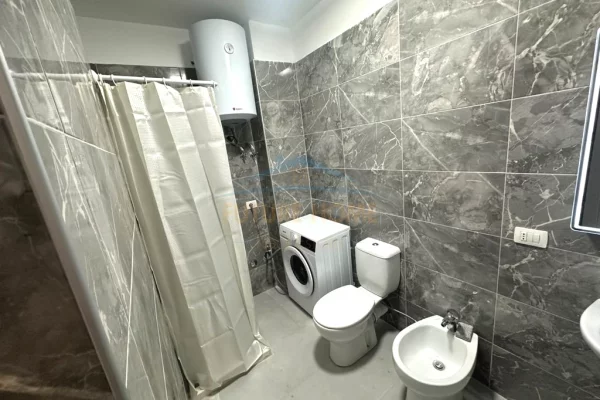 Shtepi me qera Apartament ne Tirane, 2+1, Mobilimi E mobiluar, Pagesa 70,000  Leke.
