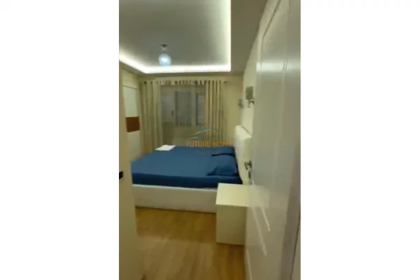 Shtepi me qera Apartament ne Tirane, 3+1, Mobilimi E mobiluar, Pagesa 1,200  Euro.