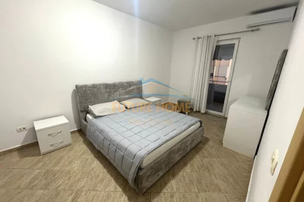 Shtepi me qera Apartament ne Tirane, 2+1, Mobilimi E mobiluar, Pagesa 770  Euro.
