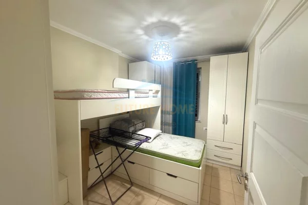 Shtepi me qera Apartament ne Tirane, 2+1, Mobilimi E mobiluar, Pagesa 65,000  Leke.