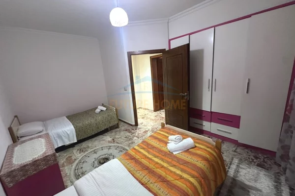 Shtepi me qera Apartament ne Tirane, 4+1, Mobilimi E mobiluar, Pagesa 85,000  Leke.