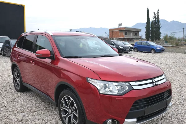 Makina me qera ne Tirane - 30 Euro