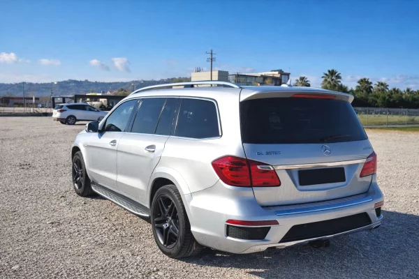 Makina me qera ne Tirane - 75 Euro