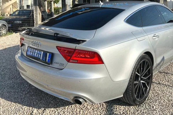 Makina me qera ne Tirane - 60 Euro