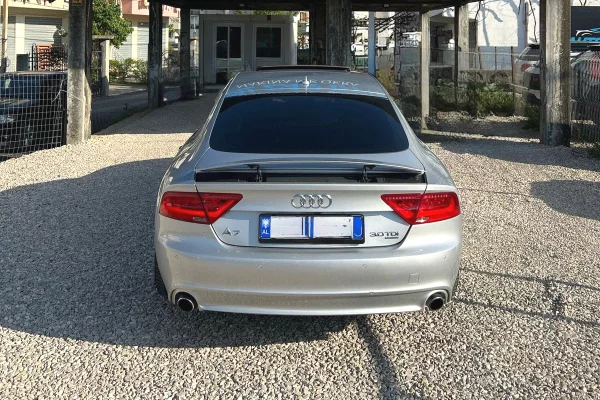 Jepet me qera Audi A7 3.0 TDI Automat – 2012