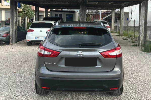 Makina me qera ne Tirane - 45 Euro