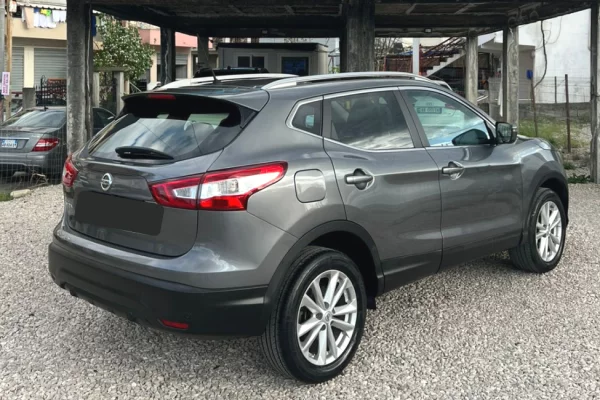 Makina me qera ne Tirane - 45 Euro