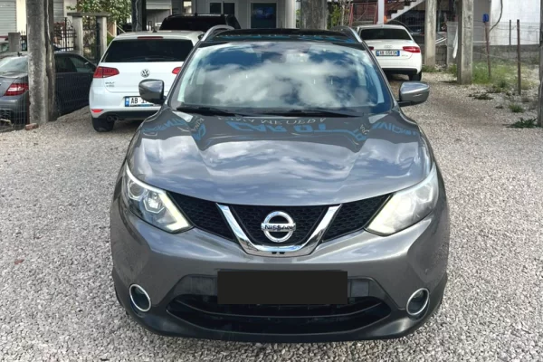 Merr Nissan Qashqai 2016 me Qira – 1.6 Diesel, Automat, Vetem 45Euro/dite”