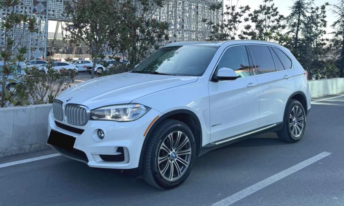 BMW X5 2015 me Qera – Luks, Komfort & Fuqi ne Cdo Udhetim!