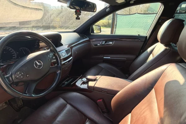 Mercedes-Benz S-Class 2012 me Qera – Luksi qe Meritoni!