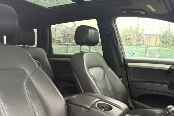 Audi Q7 2015 me Qera – 7 Vende, Luksi & Komfort Direkt ne Rinas!