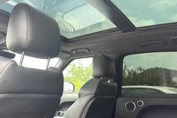 Range Rover Sport 2017 me Qera – Luks, Fuqi & Prestigj Direkt ne Rinas!