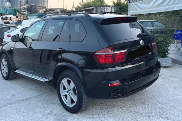 Makina me qera ne Tirane - 50 Euro