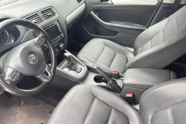 Makina me qera ne Tirane - 30 Euro