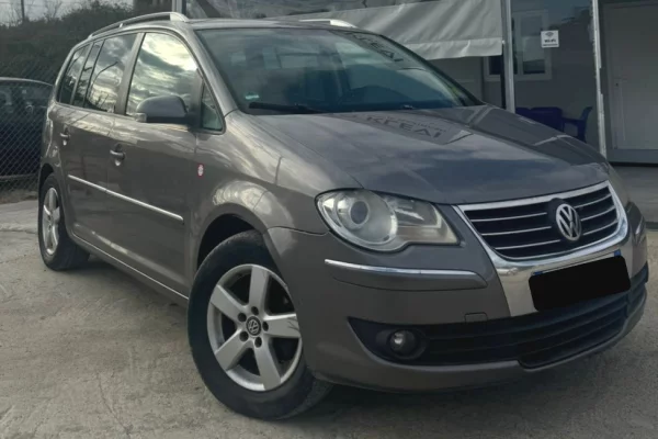 Makina me qera ne Tirane - 35 Euro