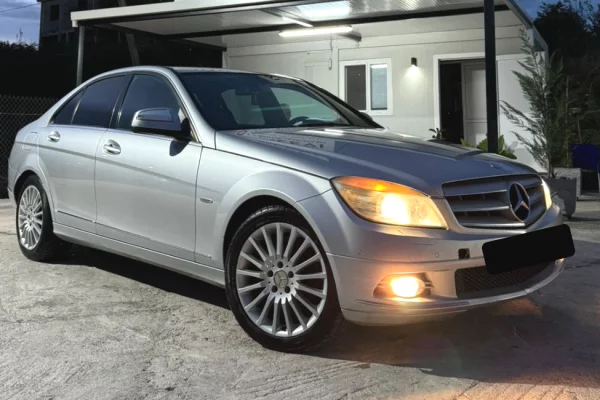 Makina me qera ne Tirane - 35 Euro