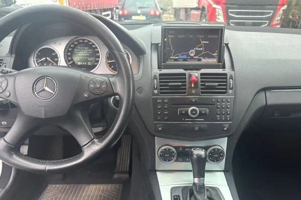 Makina me qera ne Tirane - 35 Euro