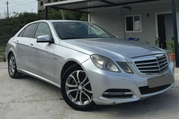 Makina me qera ne Tirane - 40 Euro