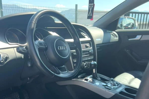 Audi A5 Sportback ne Rinas – Stil Premium & Komoditet Automat vetem 45Euro/dita!