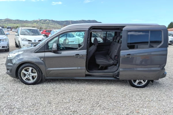 Ford Connect 7 Vende Automat vetem 40Euro/dita!