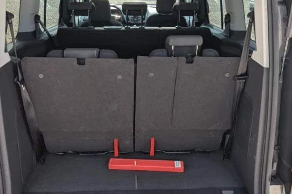 Ford Connect 7 Vende Automat vetem 40Euro/dita!