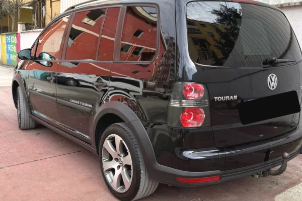 Noleggio Auto a Tirana - 35 Euro