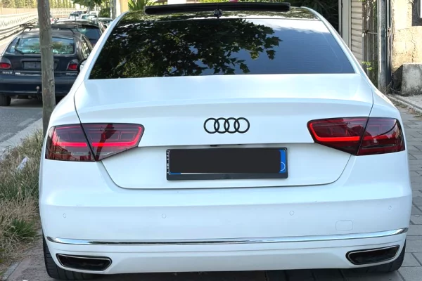 Audi A8L - Sedan Luksoz 90 EURO