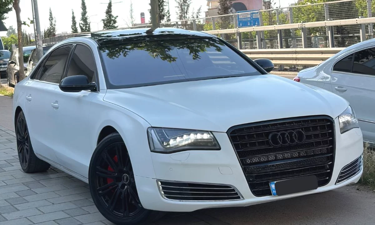 Audi A8L - Sedan Luksoz 90 EURO