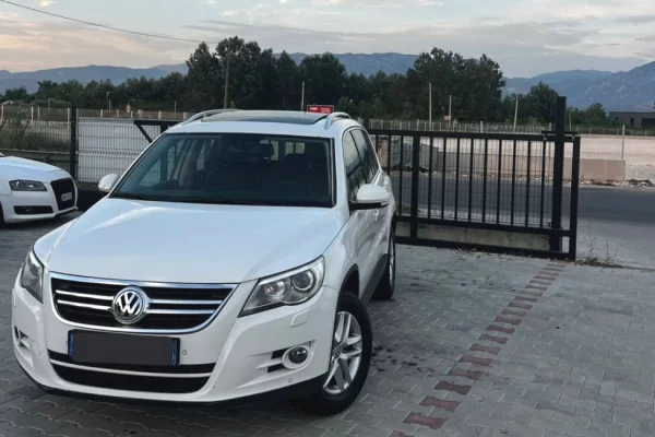 Makina me qera ne Tirane - 40 Euro