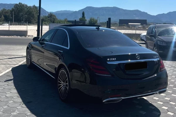 Mercedes-Benz S-Class – Premium Luxury & Comfort / 120 euros per day for reservations +7 days.