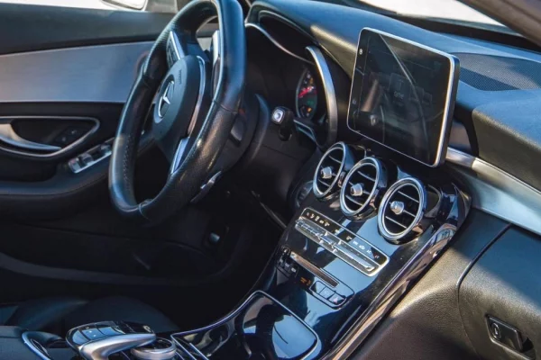 🚘 Mercedes-Benz C Class AMG Line 