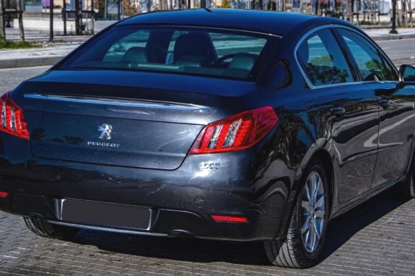 🚘 Peugeot 508 Hybrid