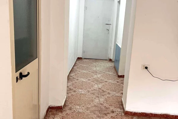 Shtepi ne shitje 1+1 ne Tirane - 75,000,000 Leke