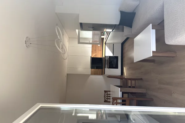 Shtepi me qera Apartament ne Tirane, 1+1, Mobilimi E mobiluar, Pagesa 500  Euro.