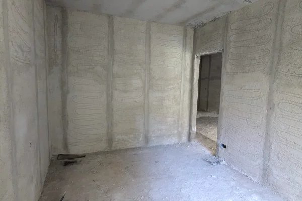 Shtepi ne shitje Apartament ne Vlore, 1+1, Mobilimi Bosh, pa mobiluar, Pagesa 148,200  Euro.