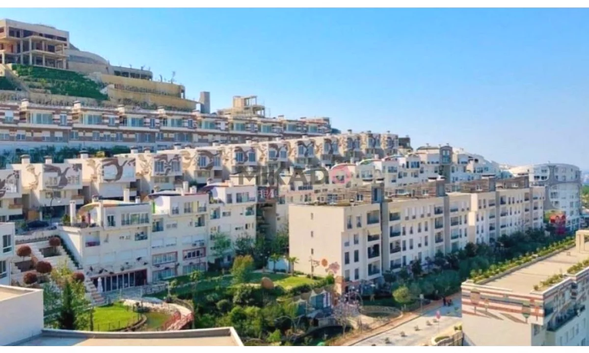 Shtepi ne shitje Apartament ne Tirane, 1+1, Mobilimi Bosh, pa mobiluar, Pagesa 112,500  Euro.