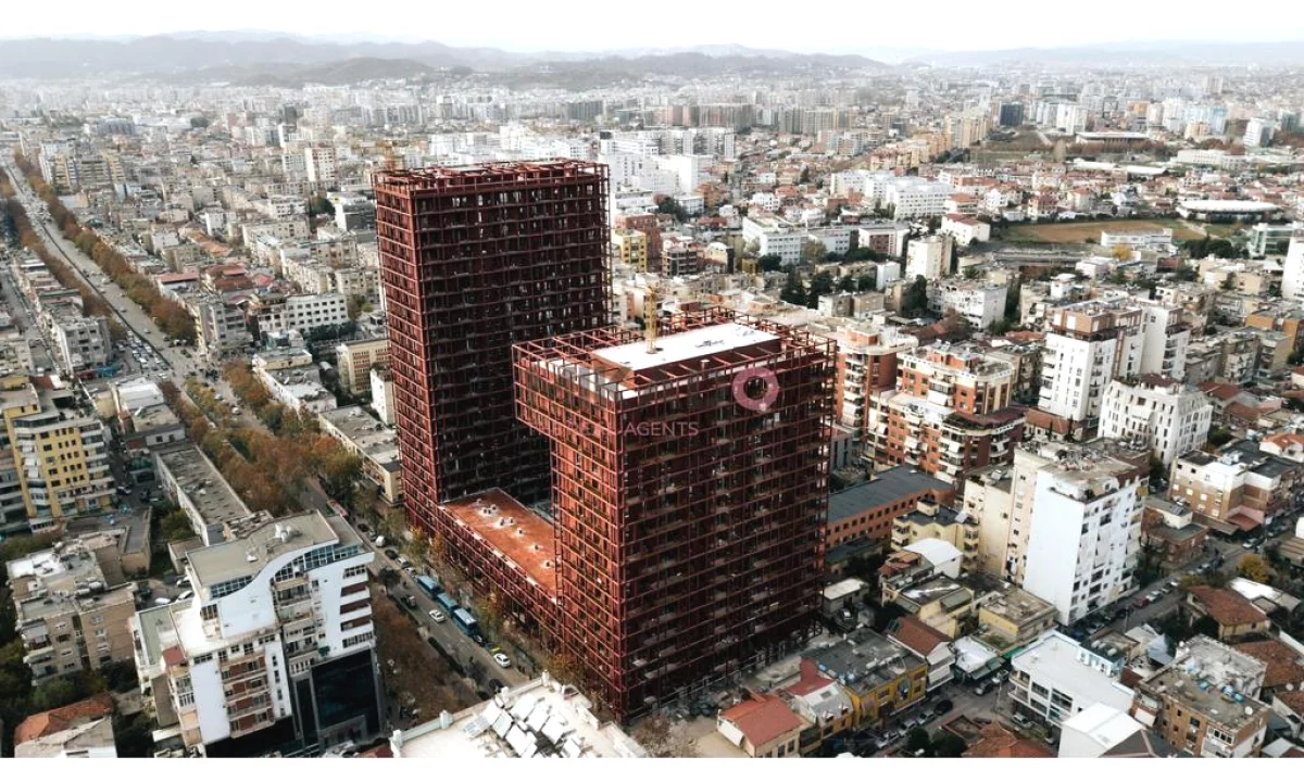 Jepet me Qira Ambient tek Rruga e Kavajes!