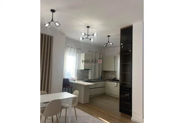 Jepet me Qira Vile 3 kateshe mbrapa Akacia Hill 2, Mjull Bathore!