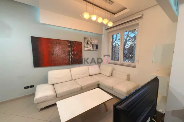 Shtepi me qera Apartament ne Tirane, 2+1, Mobilimi E mobiluar, Pagesa 800  Euro.