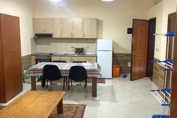 Shtepi me qera 1+1 ne Tirane - 30,000 Leke