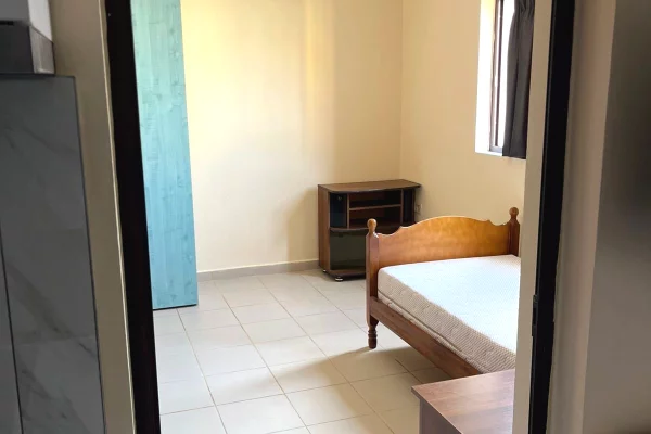 Shtepi me qera Shtepi Private ne Tirane, 1+1, Mobilimi E mobiluar, Pagesa 320  Euro.