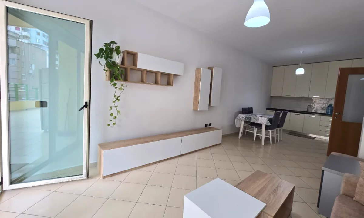 Shtepi me qera Apartament ne Durres, 2+1, Mobilimi E mobiluar, Pagesa 500  Euro.