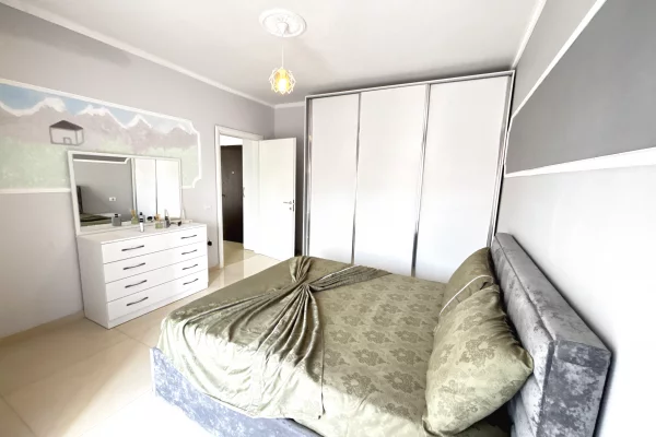 Shtepi ne shitje Apartament ne Durres, 1+1, Mobilimi E mobiluar, Pagesa 120,000  Euro.