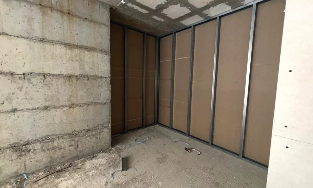 Apartment for sale in Durres 2+1, Emty