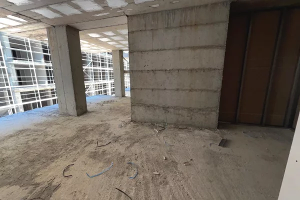 Apartment for sale in Durres 2+1, Emty